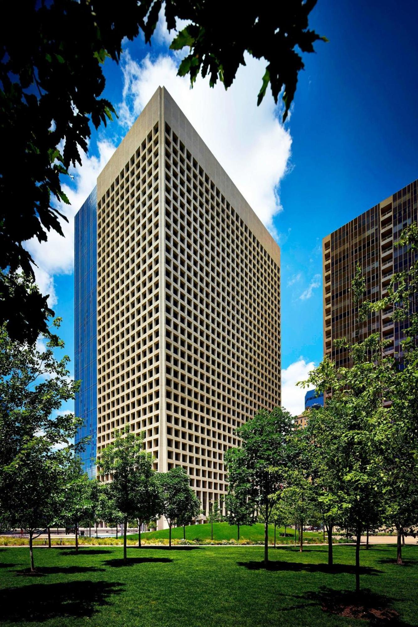 The Westin Dallas Downtown Exterior foto